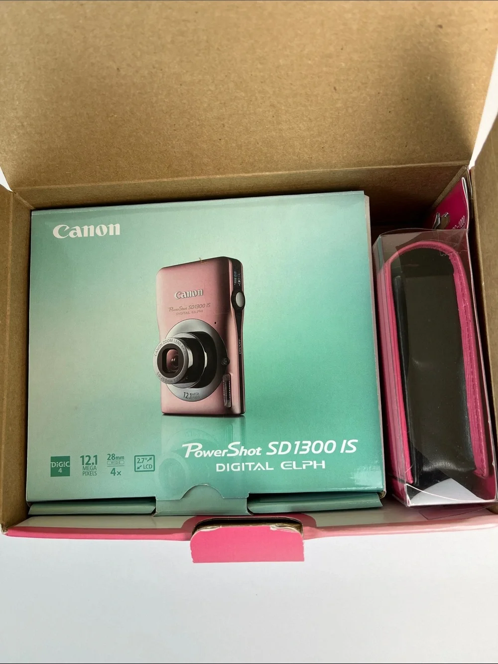 Canon PowerShot SD1300 IS Digital ELPH  Deluxe Camera Kit in Pink